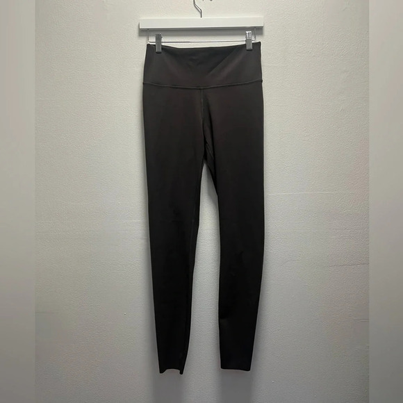 Kit and Ace Performance Leggings - Picture 2 of 9